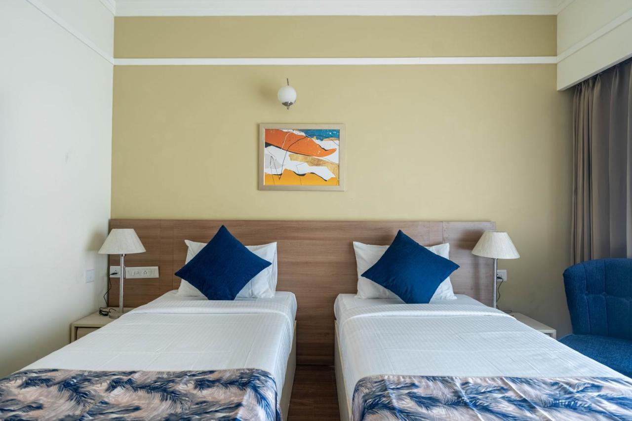 Starlit Suites Newtown Calcutta Exterior foto