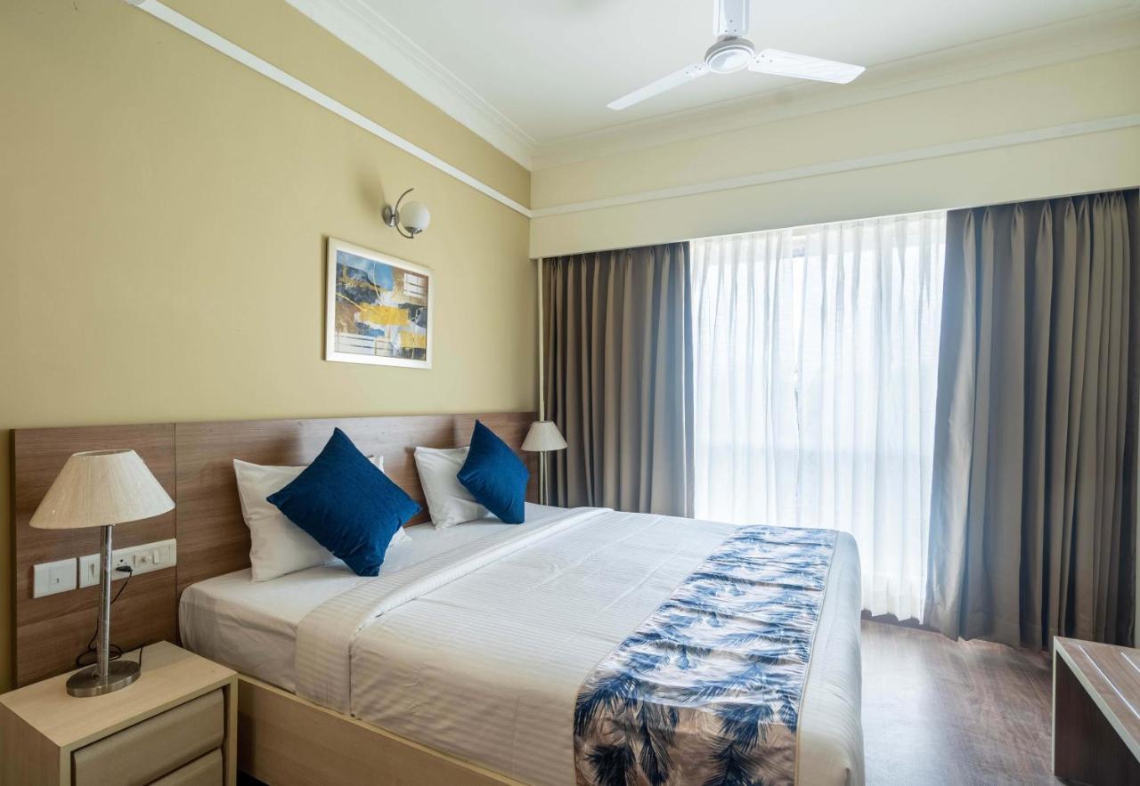 Starlit Suites Newtown Calcutta Exterior foto