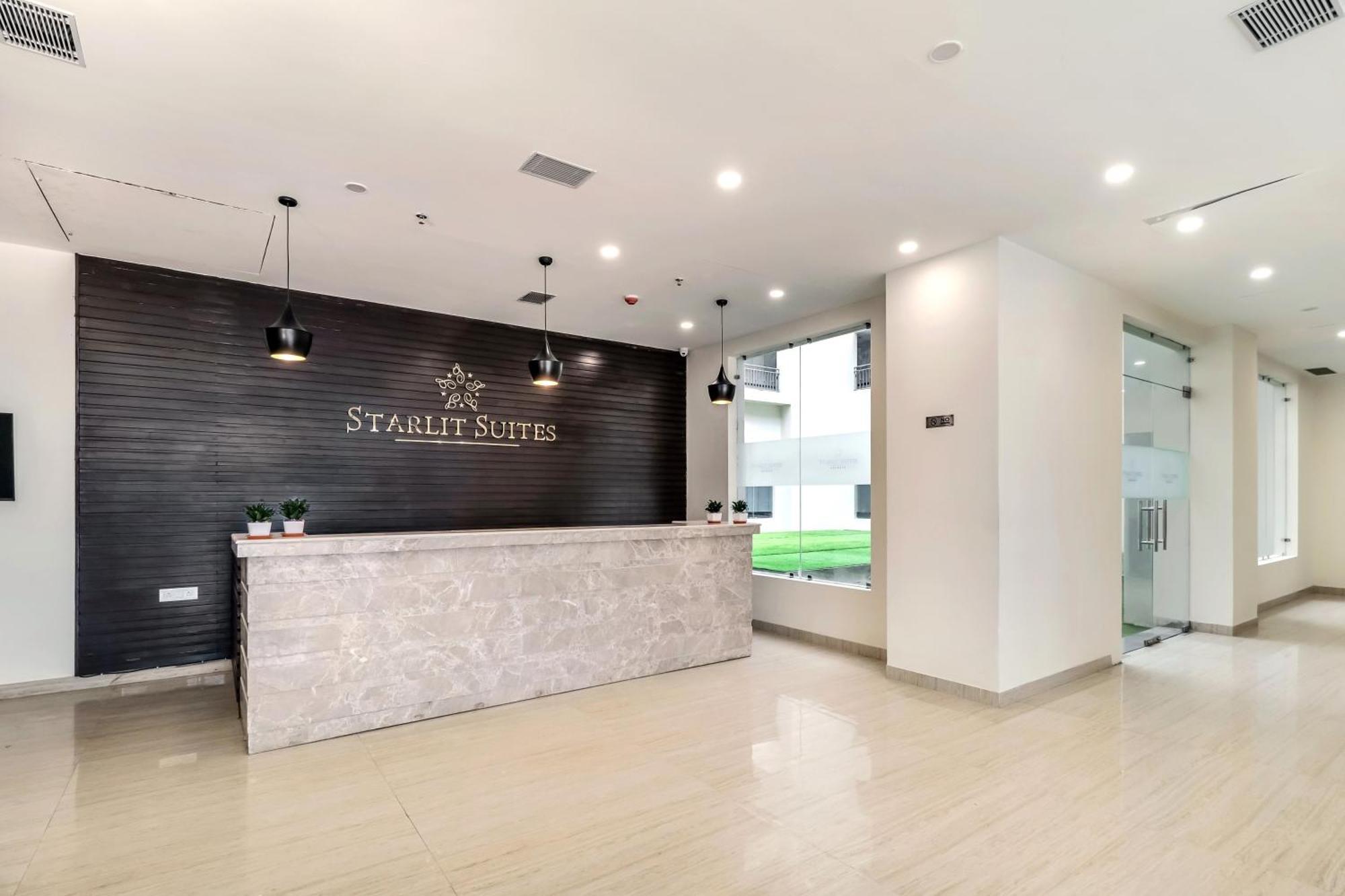 Starlit Suites Newtown Calcutta Exterior foto