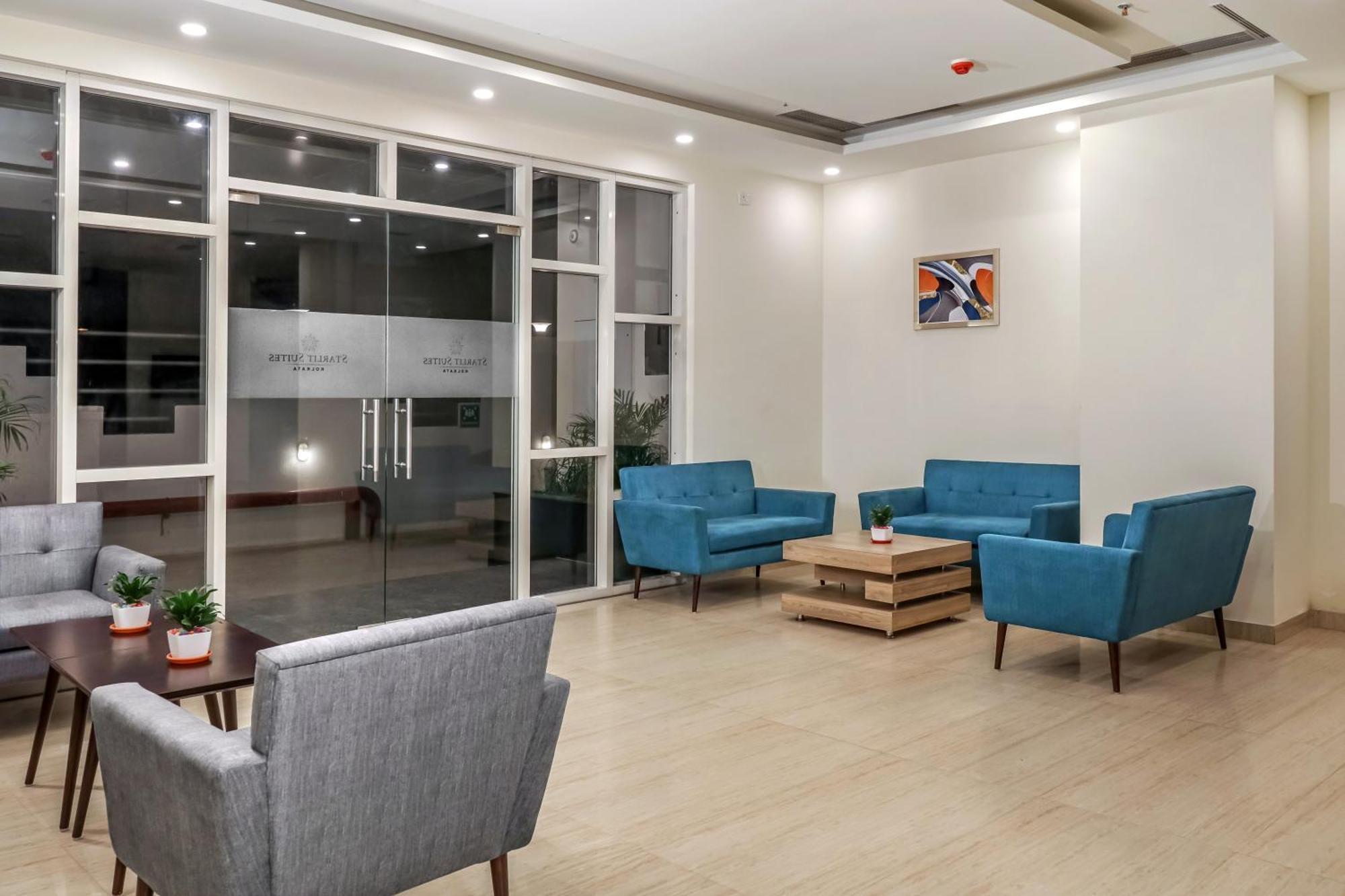 Starlit Suites Newtown Calcutta Exterior foto
